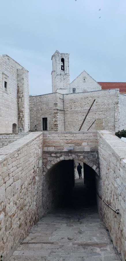 Apartament Giovinazzo Historic Apulia Old Town Stone House With Private Patio Zewnętrze zdjęcie